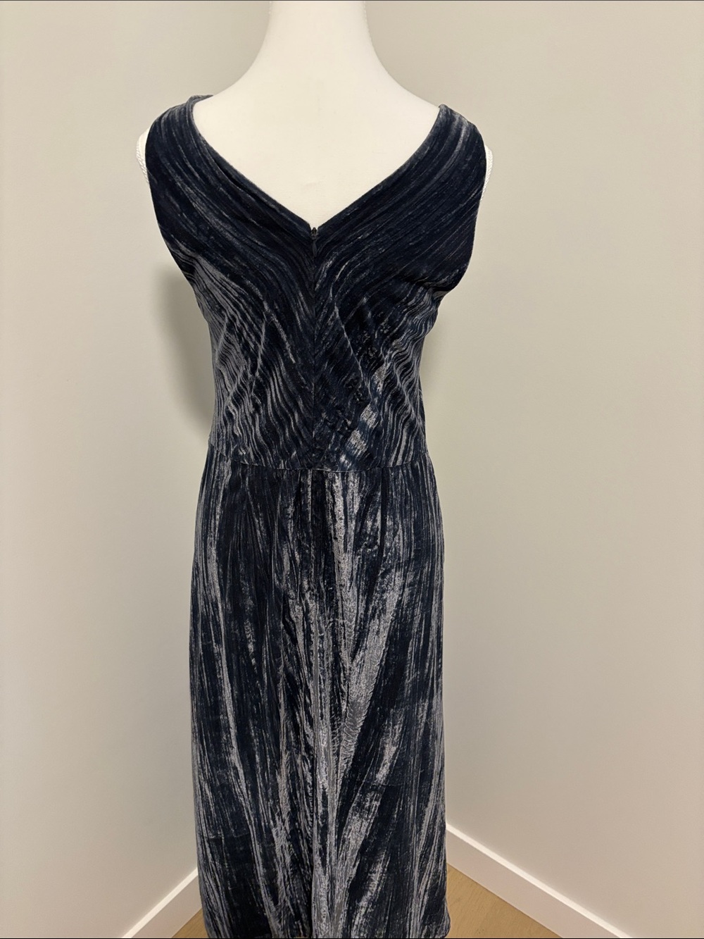 Vince Charcoal Velvet V-Neck Maxi Dress - Picture 3 of 7